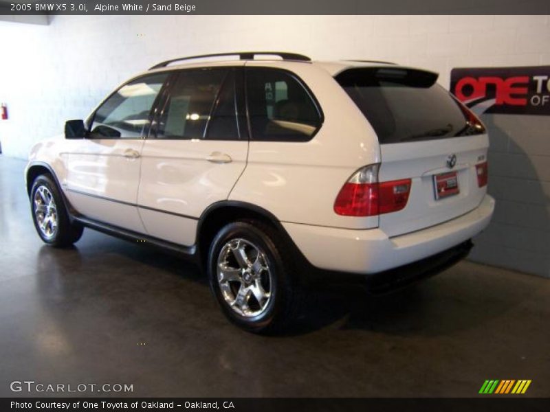 Alpine White / Sand Beige 2005 BMW X5 3.0i