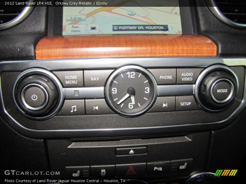 Controls of 2012 LR4 HSE