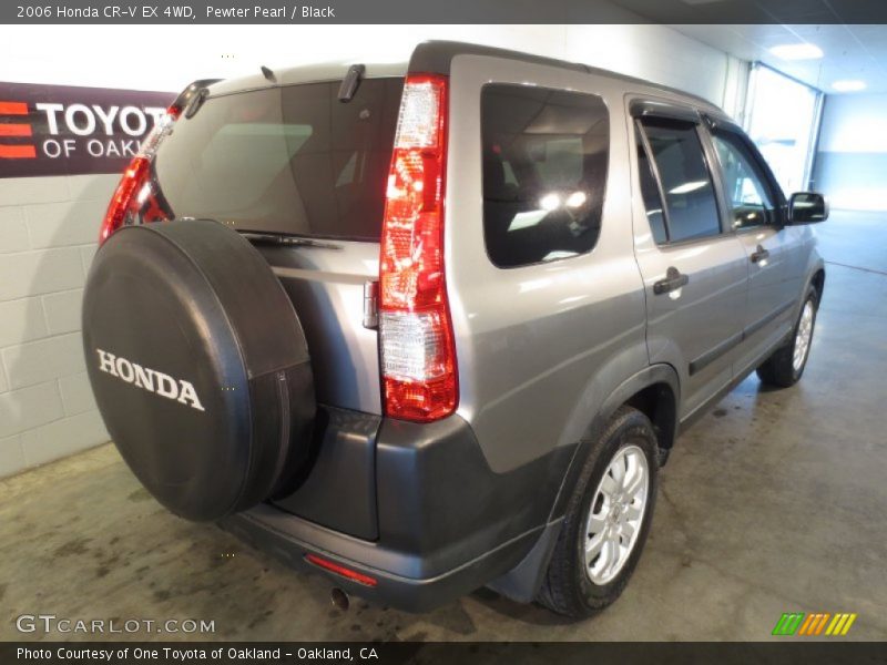 Pewter Pearl / Black 2006 Honda CR-V EX 4WD
