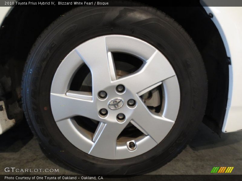 Blizzard White Pearl / Bisque 2010 Toyota Prius Hybrid IV