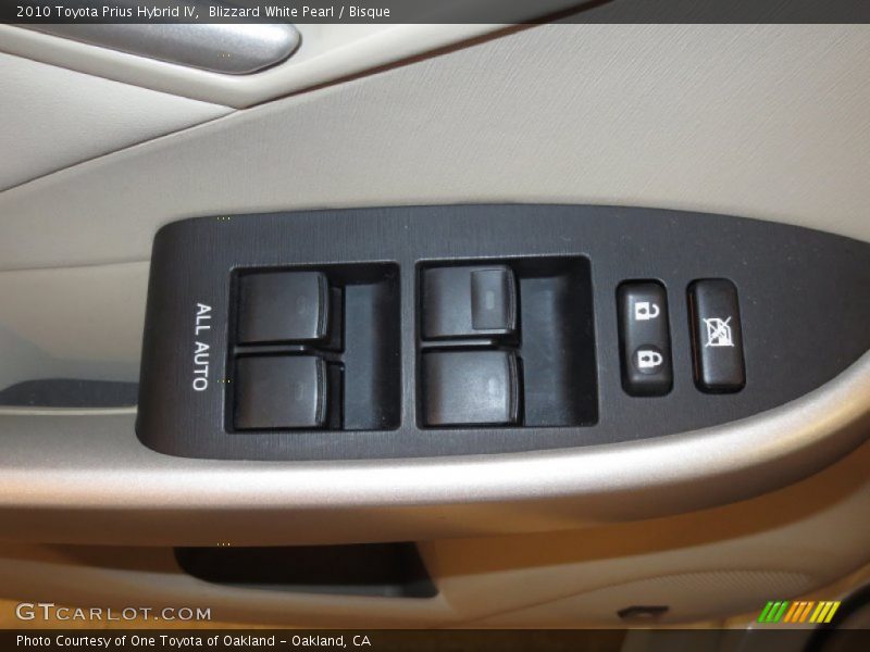 Blizzard White Pearl / Bisque 2010 Toyota Prius Hybrid IV