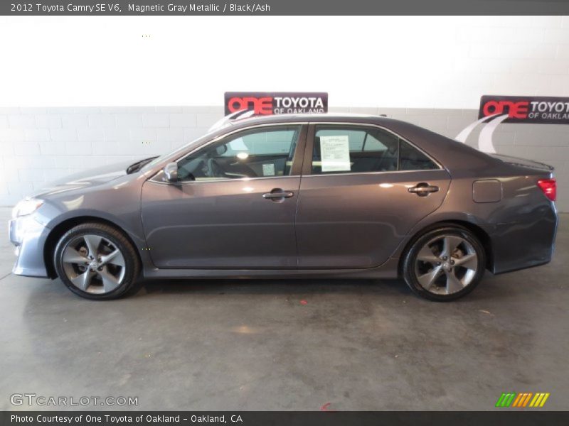 Magnetic Gray Metallic / Black/Ash 2012 Toyota Camry SE V6
