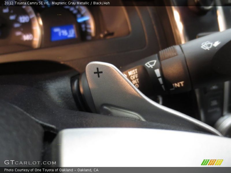 Magnetic Gray Metallic / Black/Ash 2012 Toyota Camry SE V6