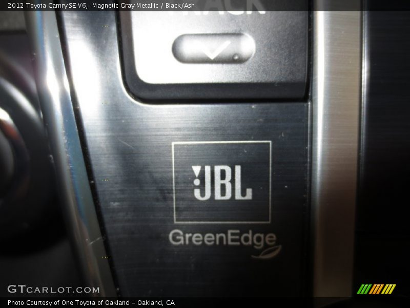 Magnetic Gray Metallic / Black/Ash 2012 Toyota Camry SE V6