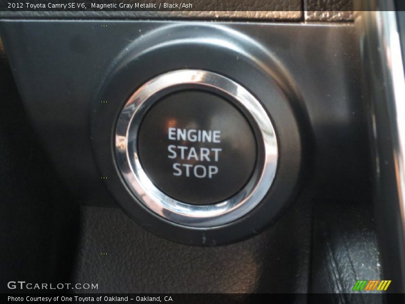 Magnetic Gray Metallic / Black/Ash 2012 Toyota Camry SE V6