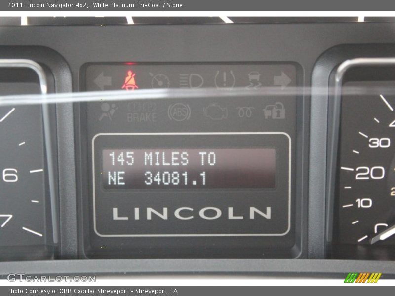 White Platinum Tri-Coat / Stone 2011 Lincoln Navigator 4x2