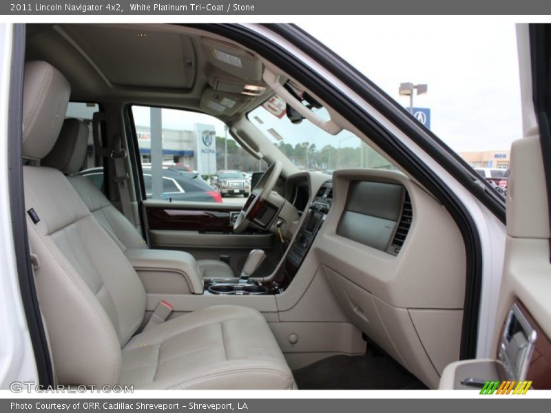 White Platinum Tri-Coat / Stone 2011 Lincoln Navigator 4x2