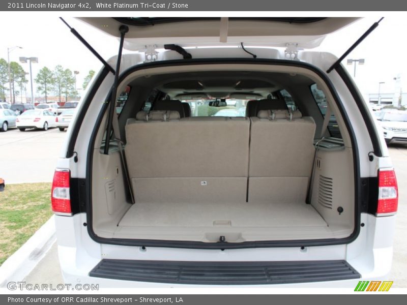 White Platinum Tri-Coat / Stone 2011 Lincoln Navigator 4x2