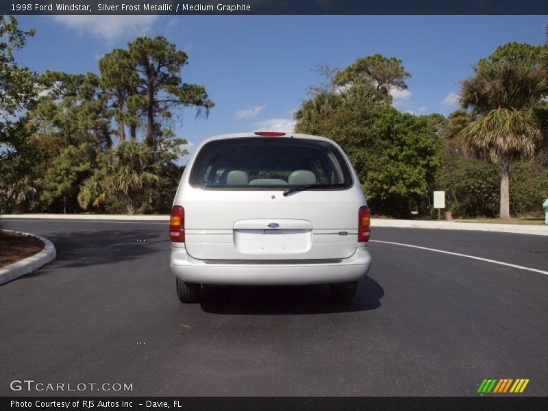 Silver Frost Metallic / Medium Graphite 1998 Ford Windstar