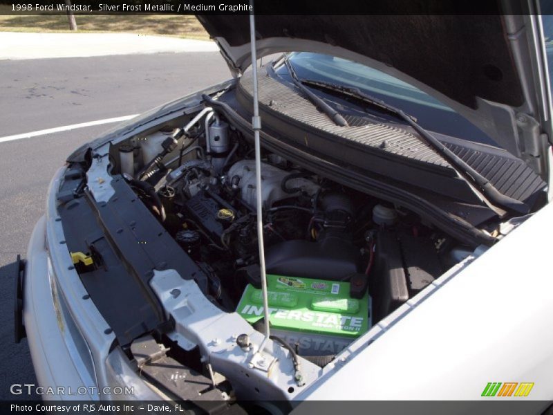 Silver Frost Metallic / Medium Graphite 1998 Ford Windstar