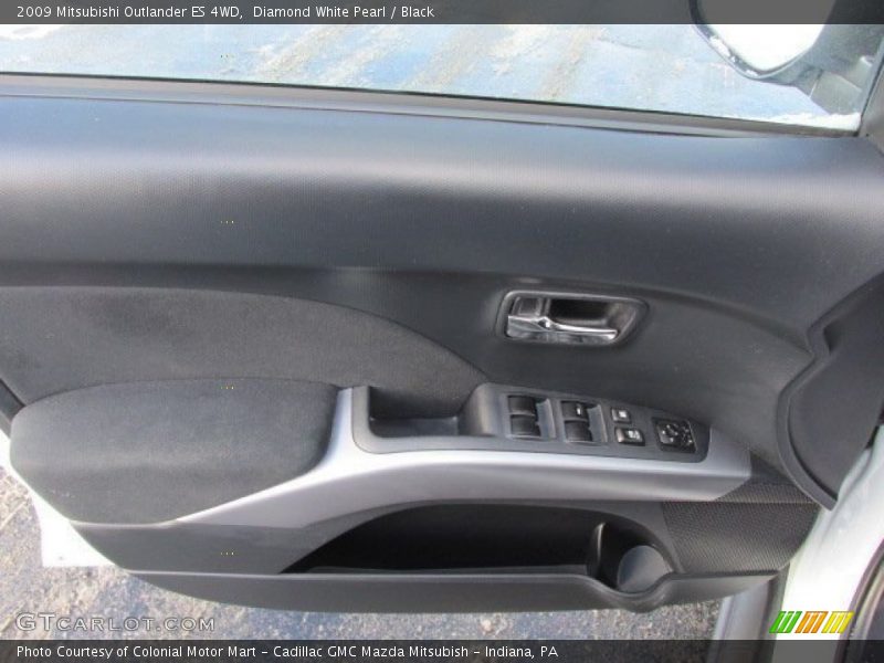 Diamond White Pearl / Black 2009 Mitsubishi Outlander ES 4WD