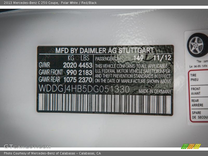 Polar White / Red/Black 2013 Mercedes-Benz C 250 Coupe