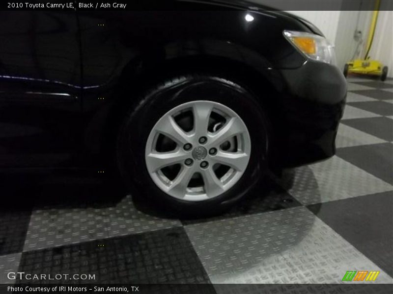Black / Ash Gray 2010 Toyota Camry LE