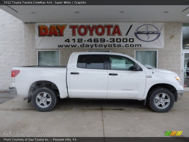 Super White / Graphite 2013 Toyota Tundra CrewMax 4x4