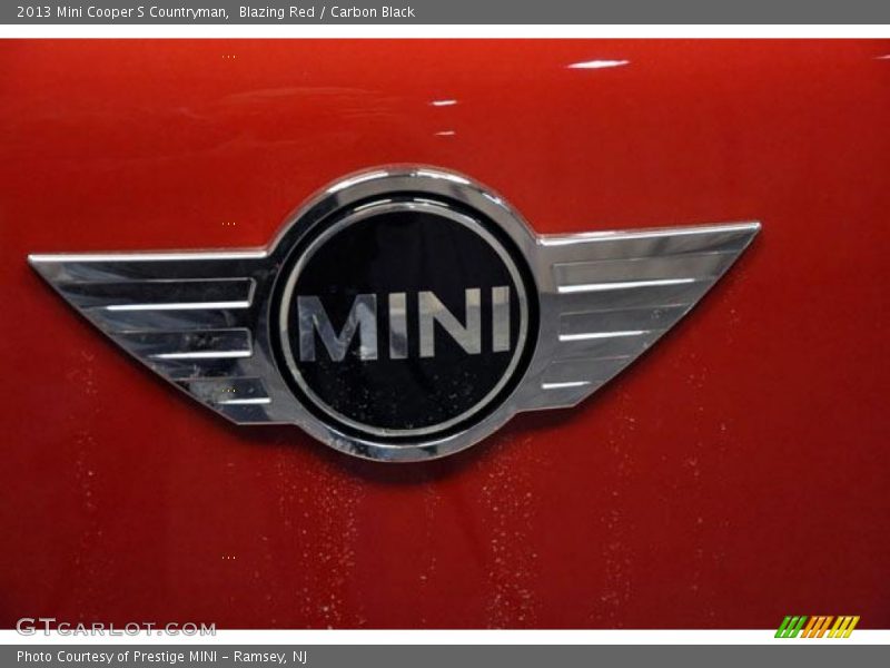 Blazing Red / Carbon Black 2013 Mini Cooper S Countryman