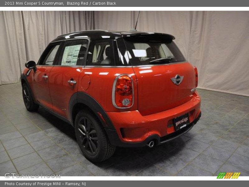 Blazing Red / Carbon Black 2013 Mini Cooper S Countryman