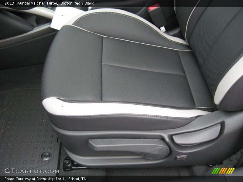 Front Seat of 2013 Veloster Turbo