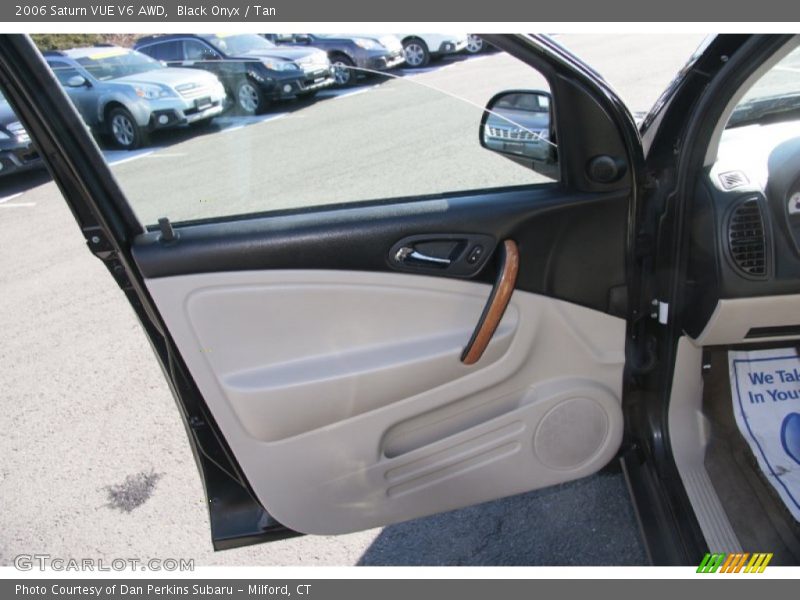Black Onyx / Tan 2006 Saturn VUE V6 AWD