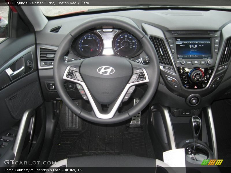 Dashboard of 2013 Veloster Turbo