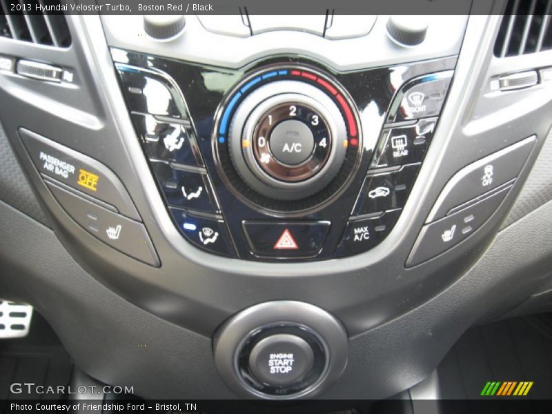 Controls of 2013 Veloster Turbo