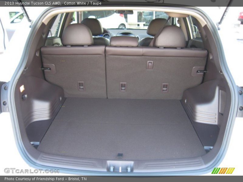 Cotton White / Taupe 2013 Hyundai Tucson GLS AWD