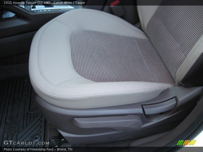 Cotton White / Taupe 2013 Hyundai Tucson GLS AWD