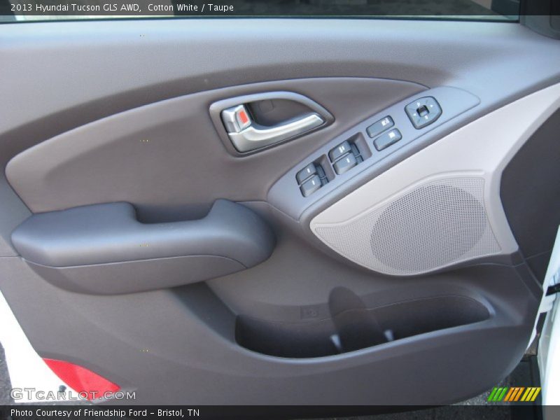 Cotton White / Taupe 2013 Hyundai Tucson GLS AWD