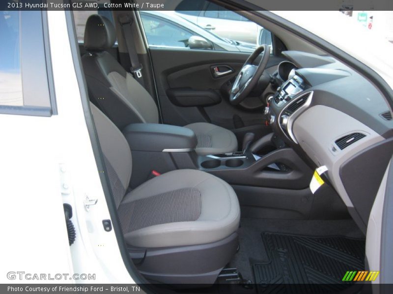 Cotton White / Taupe 2013 Hyundai Tucson GLS AWD