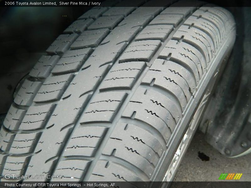 Silver Pine Mica / Ivory 2006 Toyota Avalon Limited
