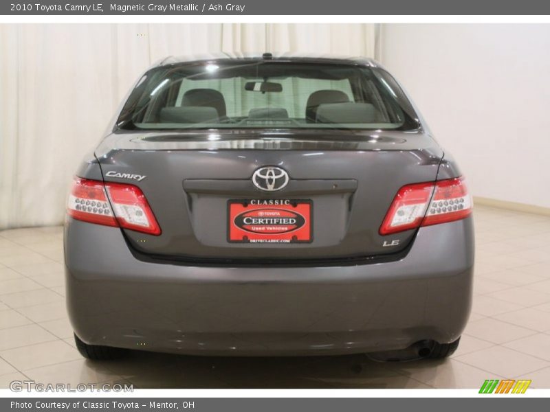 Magnetic Gray Metallic / Ash Gray 2010 Toyota Camry LE
