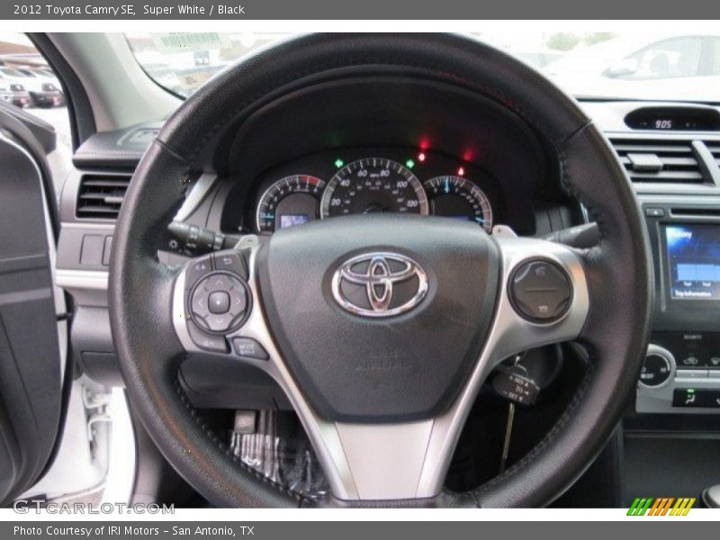 Super White / Black 2012 Toyota Camry SE