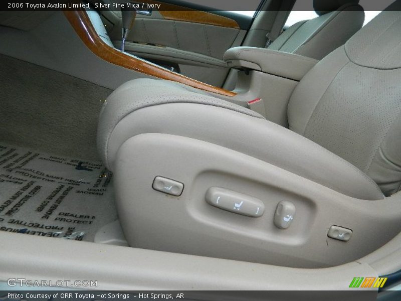 Silver Pine Mica / Ivory 2006 Toyota Avalon Limited