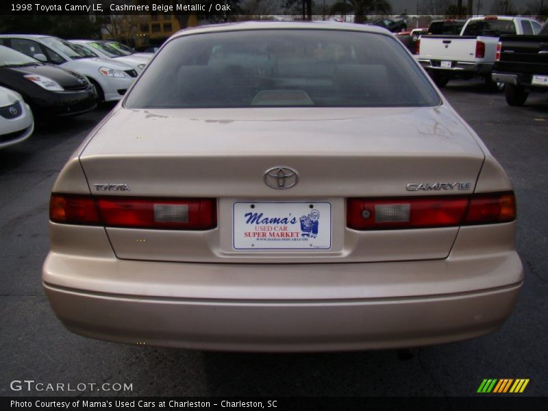 Cashmere Beige Metallic / Oak 1998 Toyota Camry LE