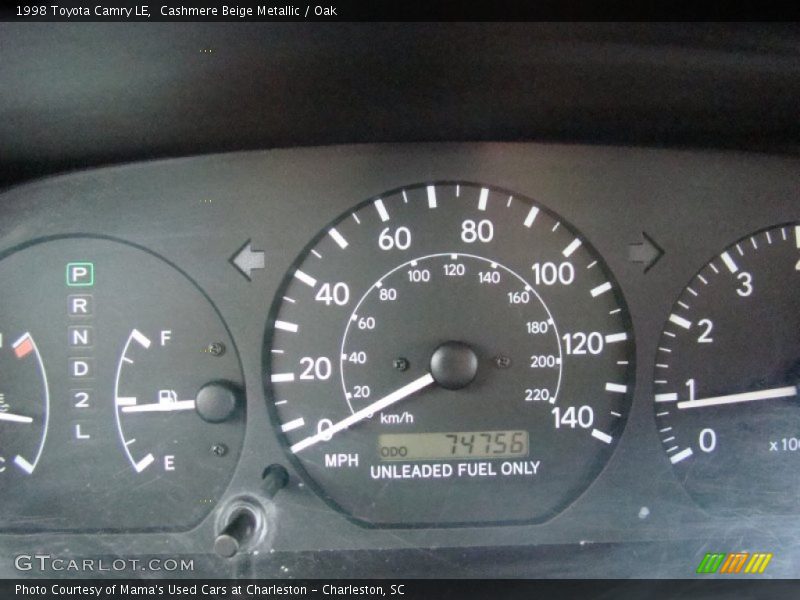 Cashmere Beige Metallic / Oak 1998 Toyota Camry LE