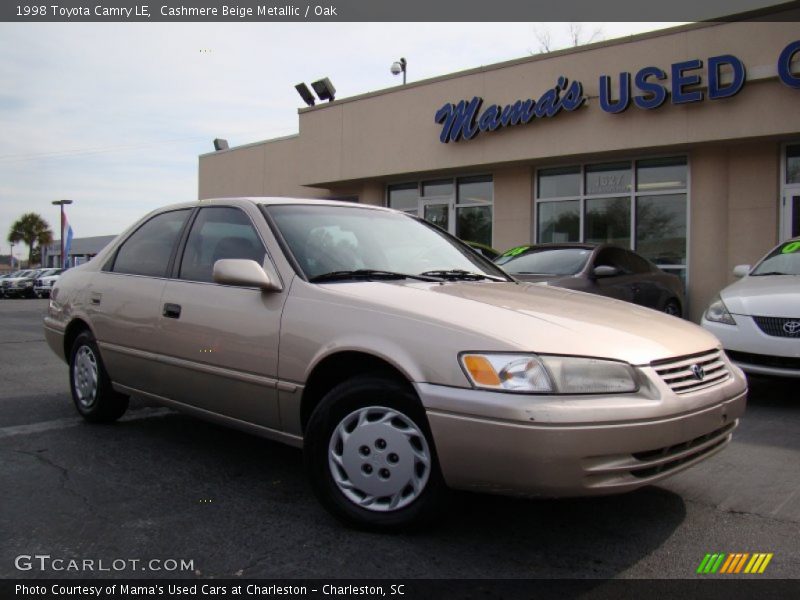 Cashmere Beige Metallic / Oak 1998 Toyota Camry LE