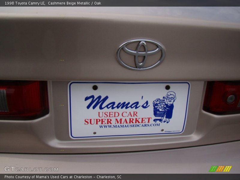 Cashmere Beige Metallic / Oak 1998 Toyota Camry LE