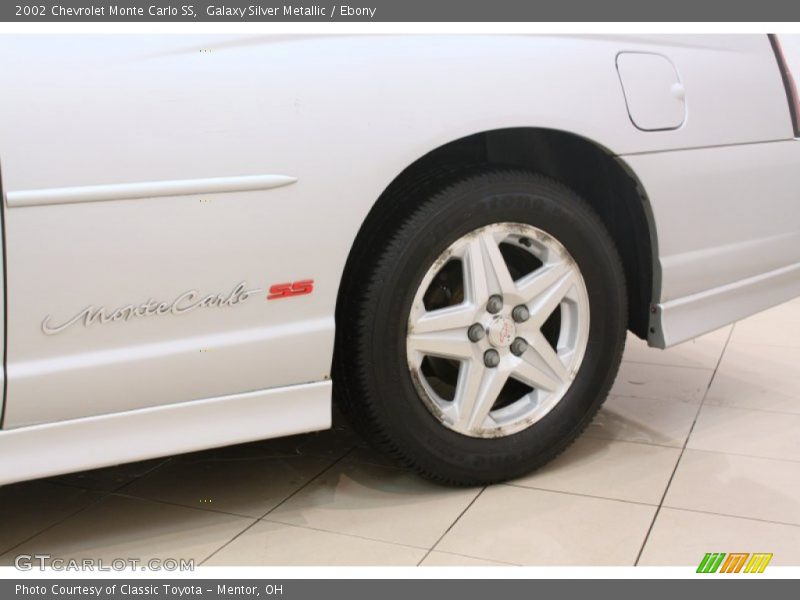 Galaxy Silver Metallic / Ebony 2002 Chevrolet Monte Carlo SS