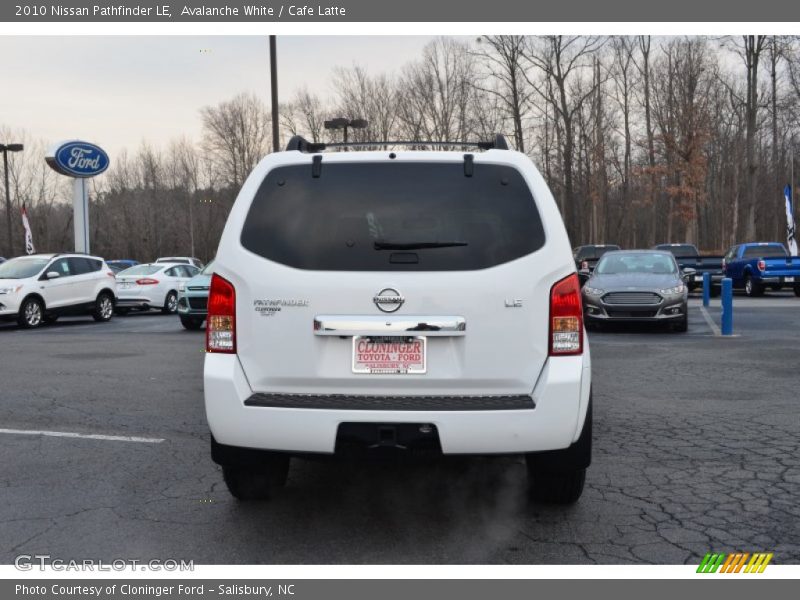 Avalanche White / Cafe Latte 2010 Nissan Pathfinder LE