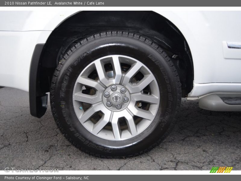 Avalanche White / Cafe Latte 2010 Nissan Pathfinder LE