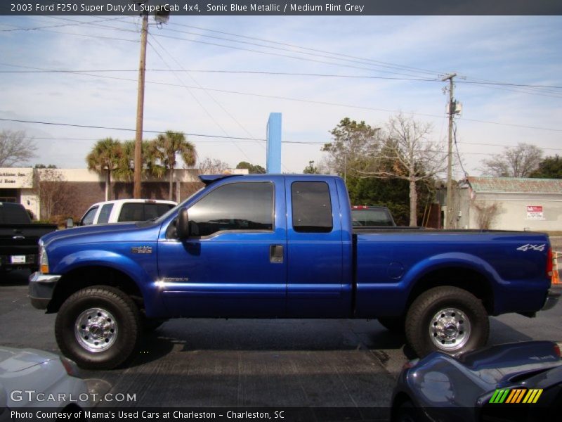 Sonic Blue Metallic / Medium Flint Grey 2003 Ford F250 Super Duty XL SuperCab 4x4