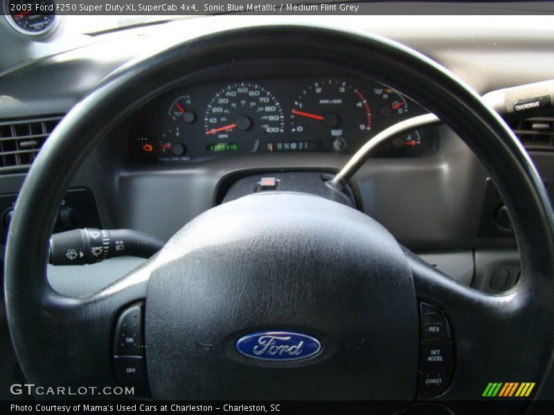 Sonic Blue Metallic / Medium Flint Grey 2003 Ford F250 Super Duty XL SuperCab 4x4