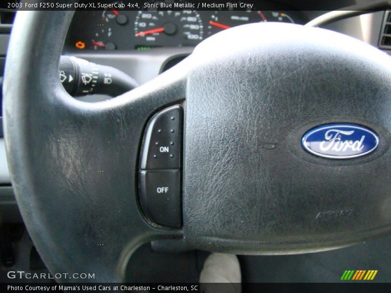 Sonic Blue Metallic / Medium Flint Grey 2003 Ford F250 Super Duty XL SuperCab 4x4