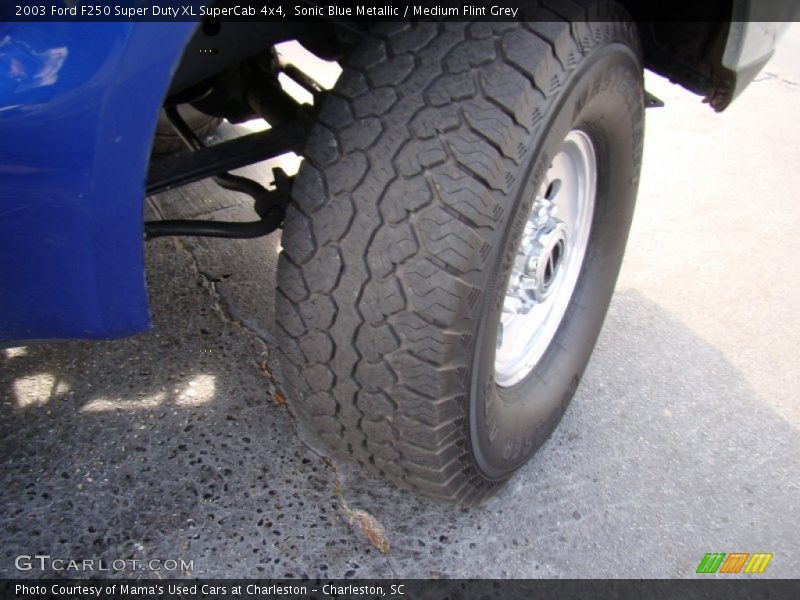 Sonic Blue Metallic / Medium Flint Grey 2003 Ford F250 Super Duty XL SuperCab 4x4