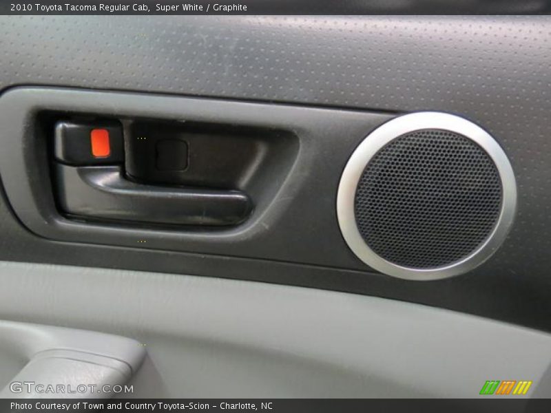 Super White / Graphite 2010 Toyota Tacoma Regular Cab