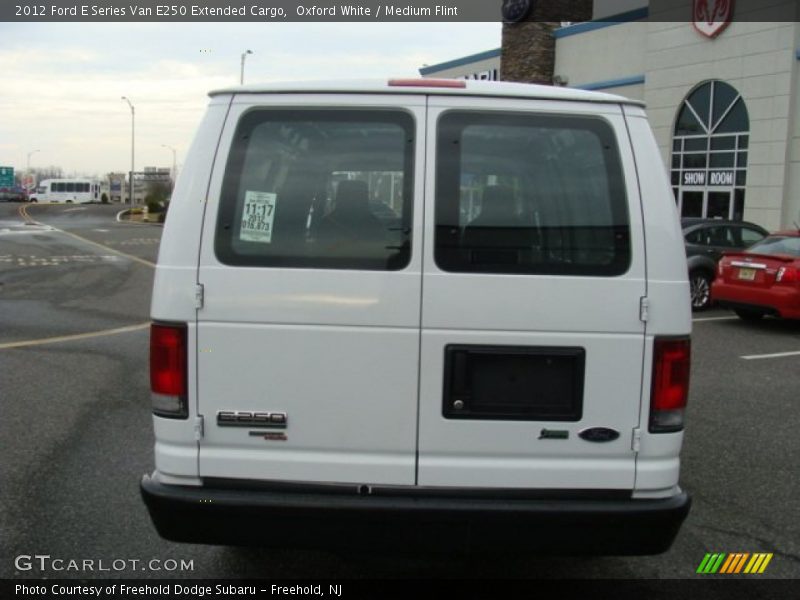 Oxford White / Medium Flint 2012 Ford E Series Van E250 Extended Cargo