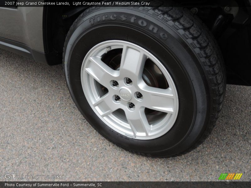 Light Graystone Pearl / Medium Slate Gray 2007 Jeep Grand Cherokee Laredo