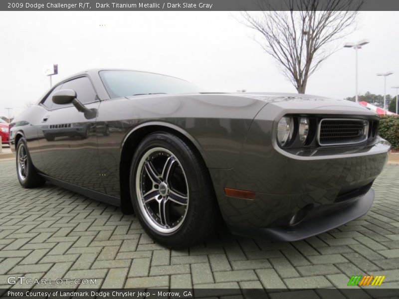 Front 3/4 View of 2009 Challenger R/T
