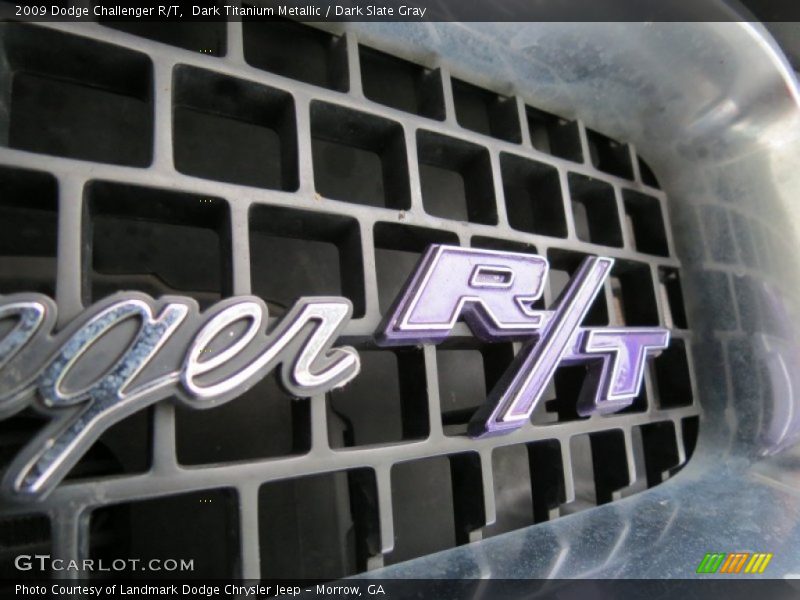Dark Titanium Metallic / Dark Slate Gray 2009 Dodge Challenger R/T