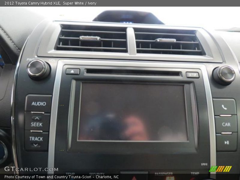 Super White / Ivory 2012 Toyota Camry Hybrid XLE