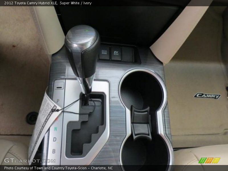 Super White / Ivory 2012 Toyota Camry Hybrid XLE
